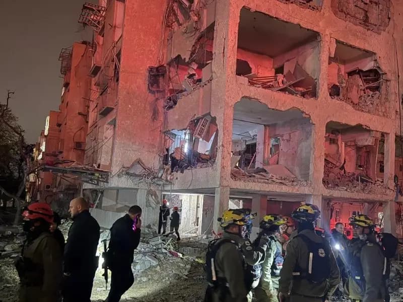 İsrail'de Saldırılar 23. Günde: 100'den Fazla Yaralı Var