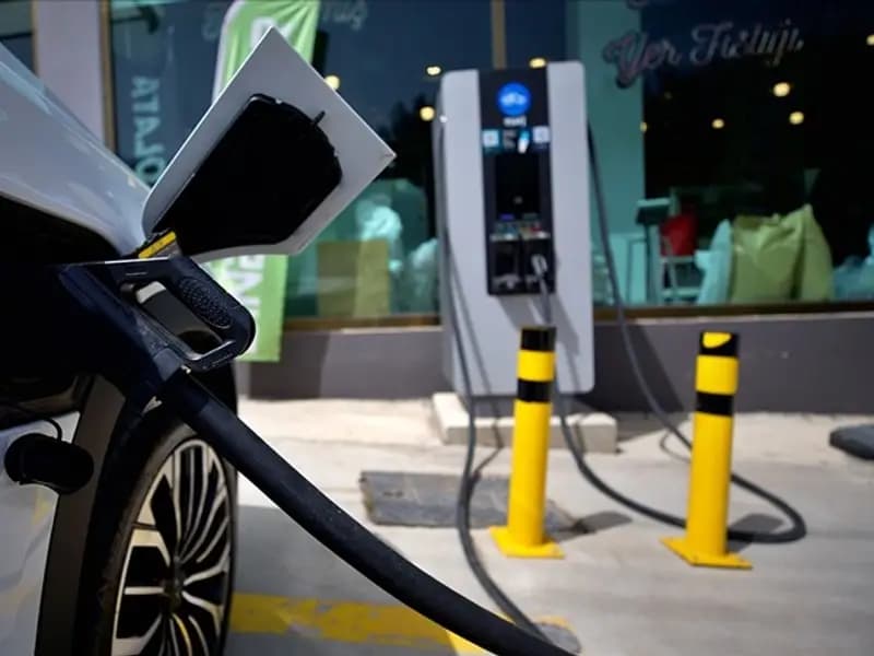 Elektrikli Araç Şarj Hizmetlerine Yeni Düzenleme Geliyor