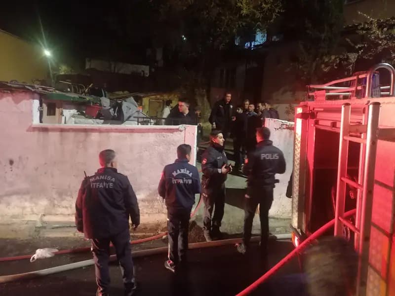Manisa'da Kundaklama Olayı: Kayınvalide Evi Alev Alev Yandı