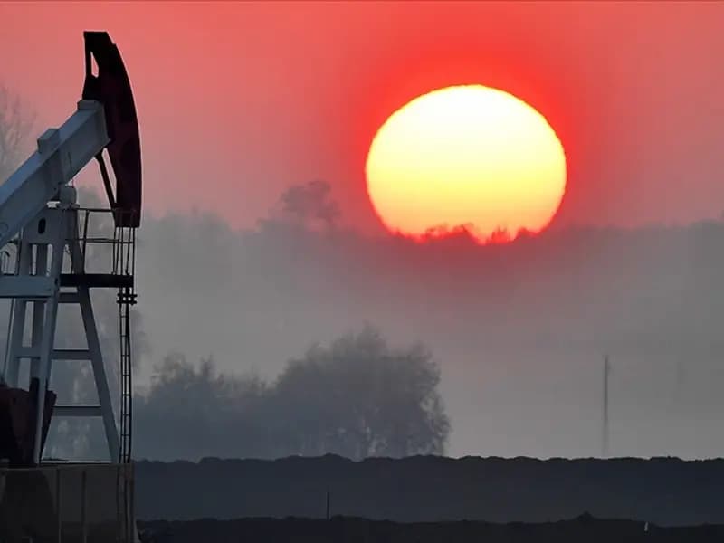 Hürmüz Boğazı'ndaki Gerilim, 400 Milyon Varil Petrolü Piyasaya Sürecek