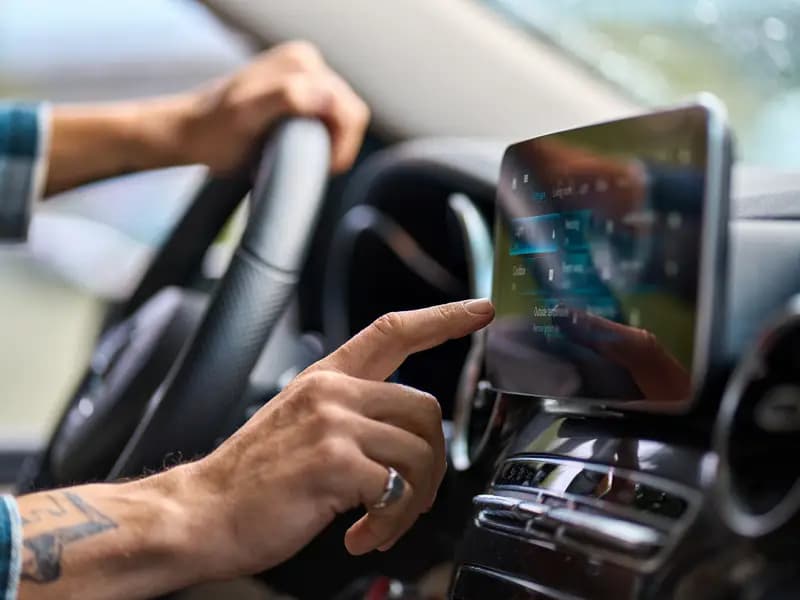 İçişleri Bakanı'ndan Araç İçi Elektronik Cihazlar Hakkında Duyuru