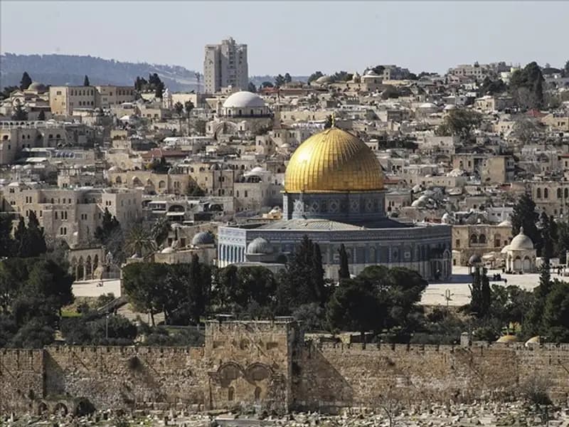 Kudüs'teki İbadet Kısıtlamalarına 8 Ülkeden Ortak Tepki