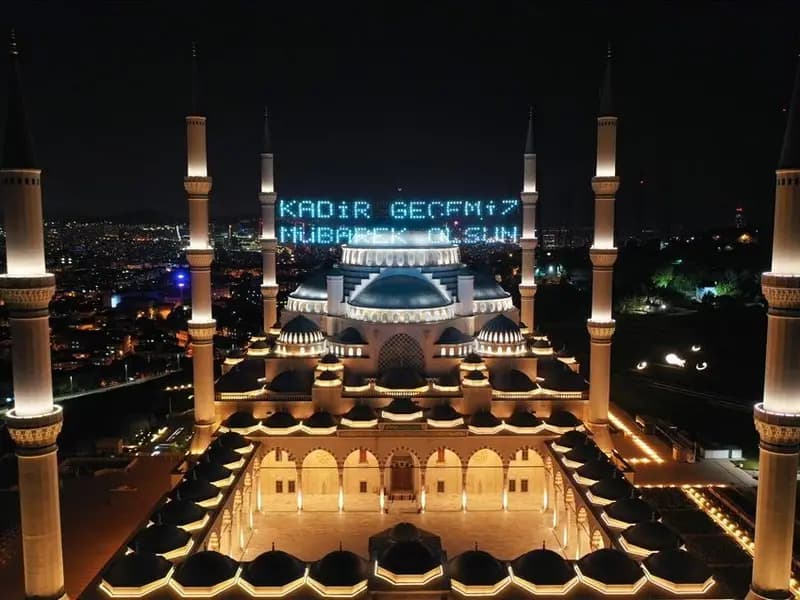 2026 Kadir Gecesi’nin Tarihi Açıklandı: 16 Mart’ta İdrak Edilecek