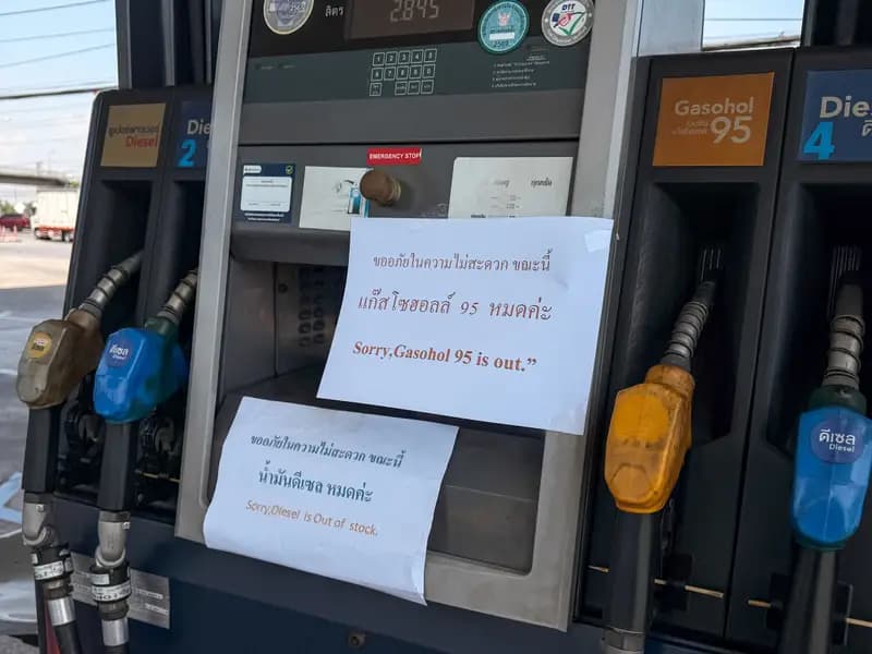 Hürmüz Boğazı Krizi Tayland'da Akaryakıt Krizine Yol Açtı