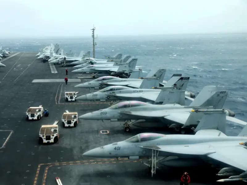 İran, ABD Savaş Uçağını Vurduğunu Açıkladı: CENTCOM Yalanladı