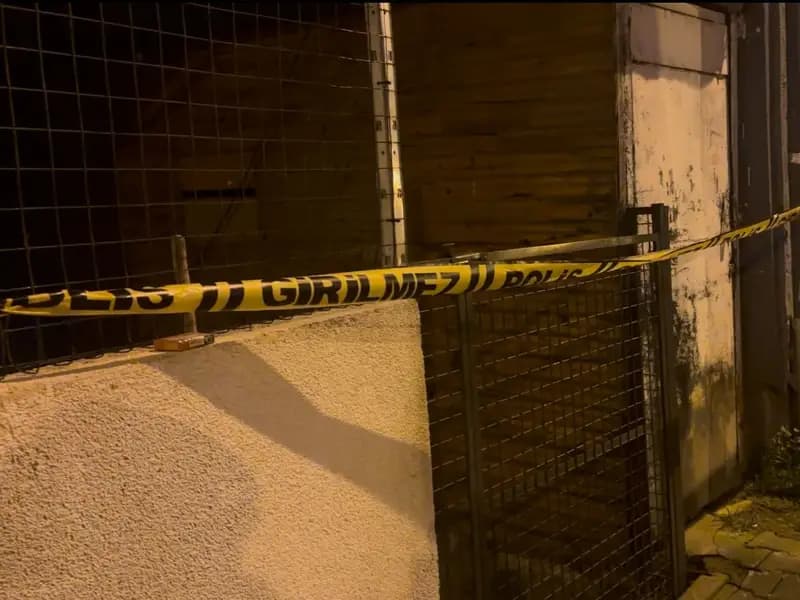 Sarıyer'de Yağmur Sonrası Toprak Kayması: 6 Bina Boşaltıldı