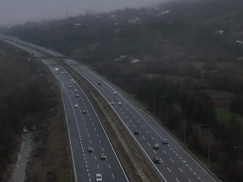 Bayram Tatili Sonrası Türkiye'de Yoğun Dönüş Trafiği