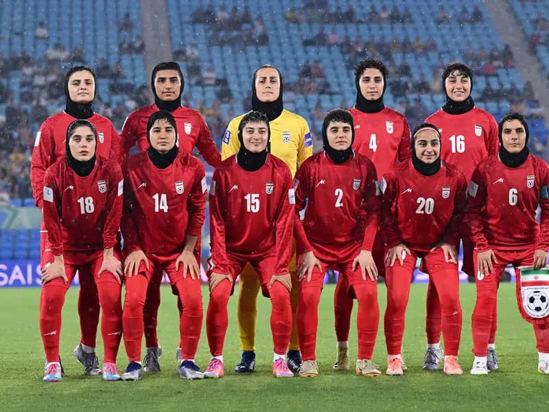 İranlı Kadın Futbolcudan Şok İltica Geri Çekme Kararı