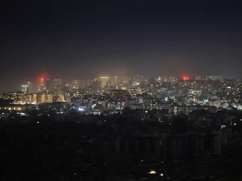 Beyrut'ta İsrail Bombardımanı: Ölü Sayısı 850'yi Aştı