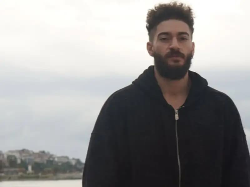 Testo Taylan ve İki Kişi Müstehcen İçerik Nedeniyle Gözaltında