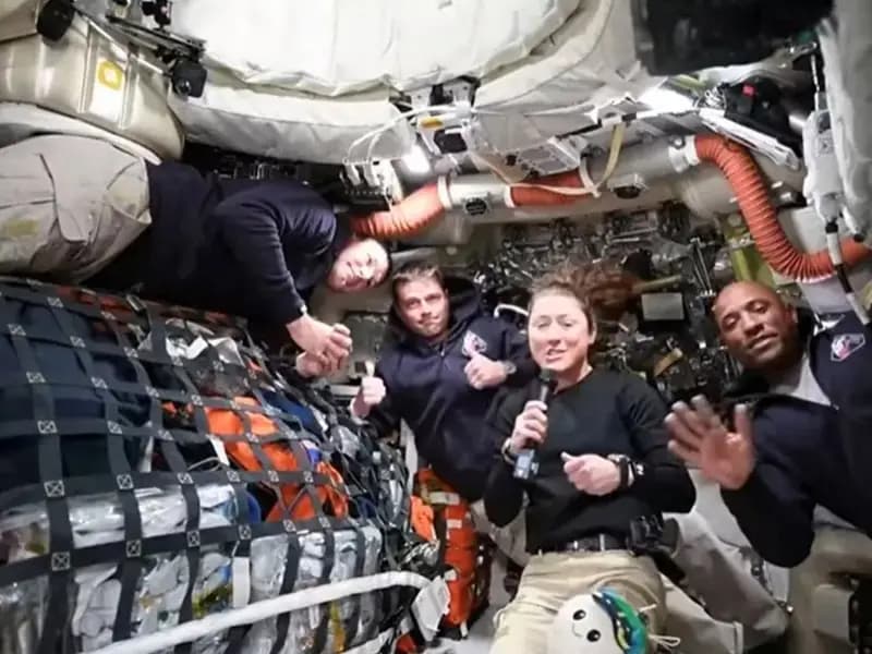 Artemis 2 ile Astronotlar Yeni Bir Mesafe Rekoru Kırdı