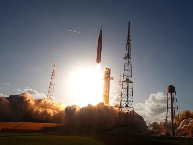 Ay'a İnsanlı Seyahat: Artemis II Misyonu Fırlatıldı